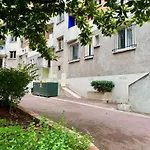 Studio Dans Paris Pantin