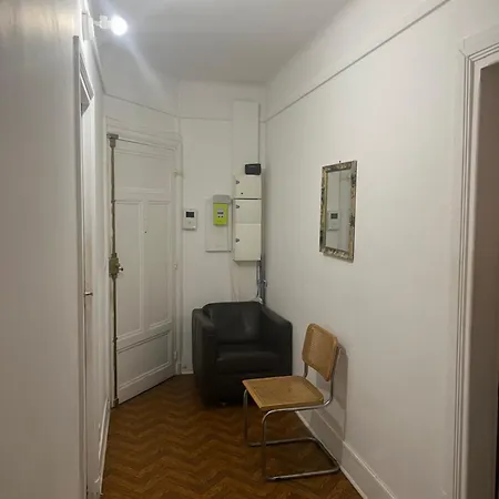 Apartment Studio Dans Pantin Paris